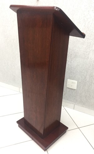 Tribuna em madeira Standard