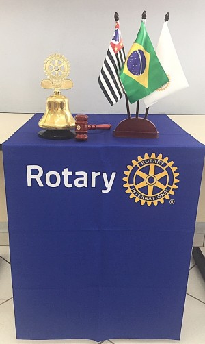 centro-oficial-de-mesa-rotary