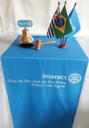 centro-oficial-de-mesa-personalizado