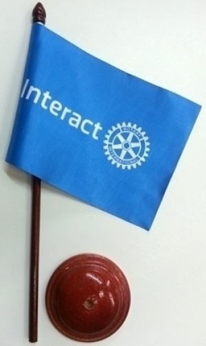 bandeira-de-mesa-interact