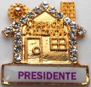 distintivo-presidente-casa-da-amizade-com-strass