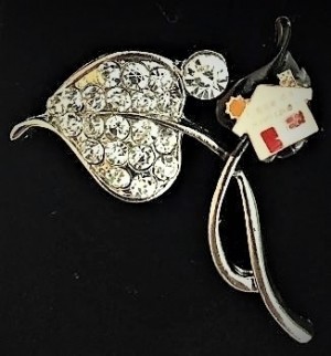 broche-feminino-casa-da-amizade