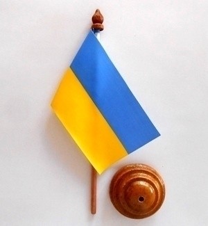 bandeira-pequena-de-mesa-da-ucrania